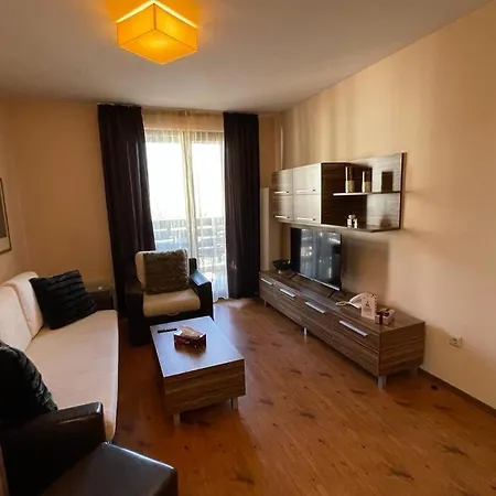 Lorena's Bansko,near Gondola Daire